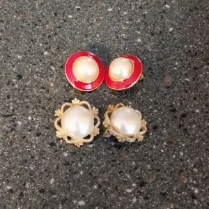 2 Pairs Of Vintage Clip On Earrings